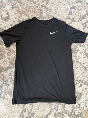 Kids Nike Black Dri fit tee-XL